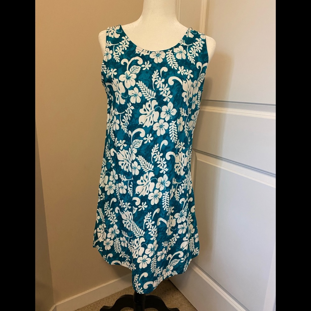 PAPA FASHIONS Hawaiian 🌺 print dress
